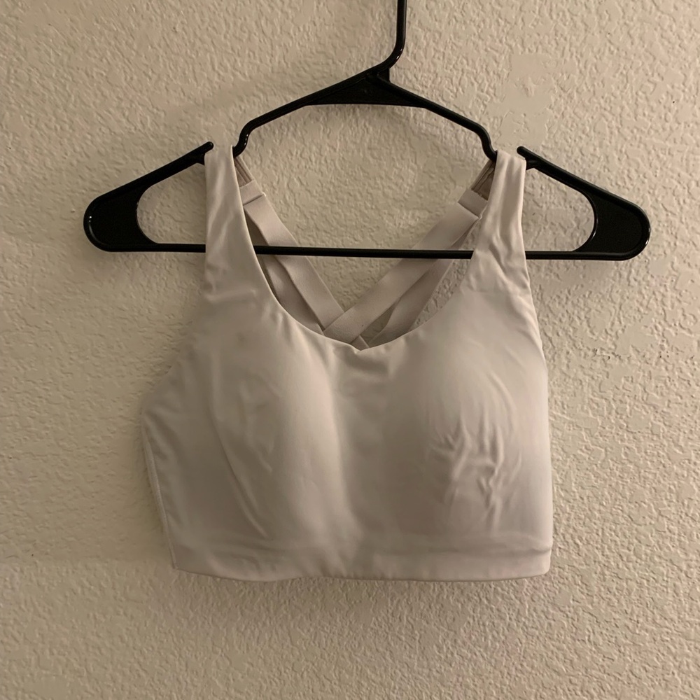 Lululemon Athletica White Bra with Hook Closure